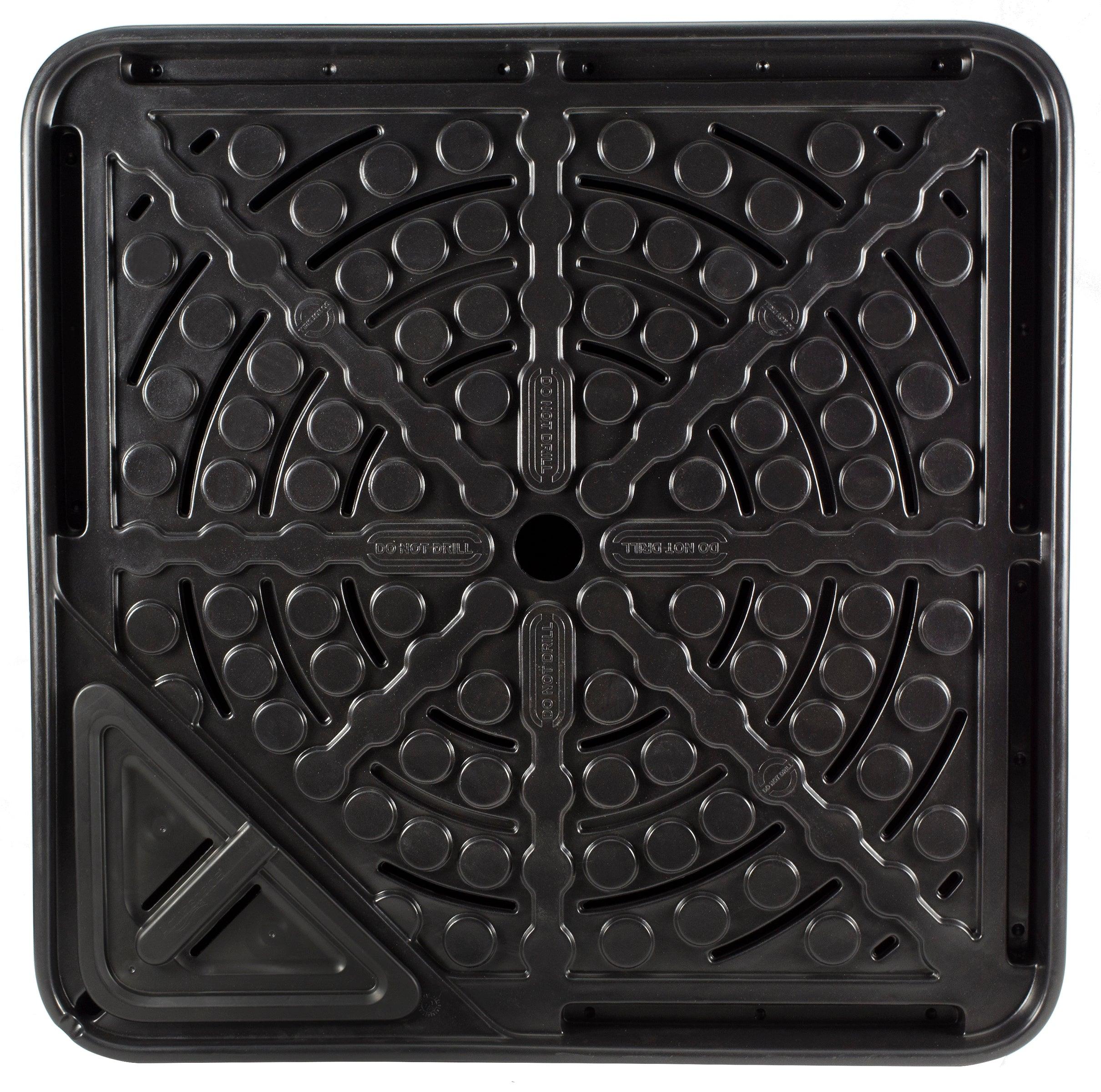 The moulded grate on the AquaBasin 45, which the pot sits on and pebble covers