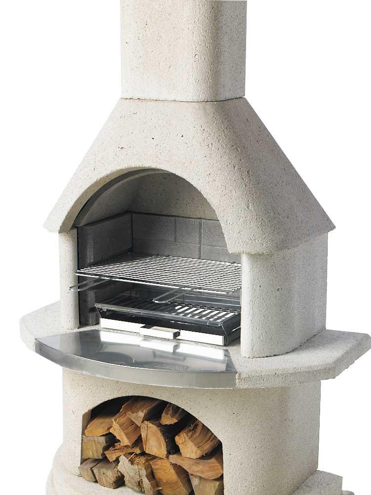 Buschbeck fireplace with the fire grate and ash pan fitted in the firebox