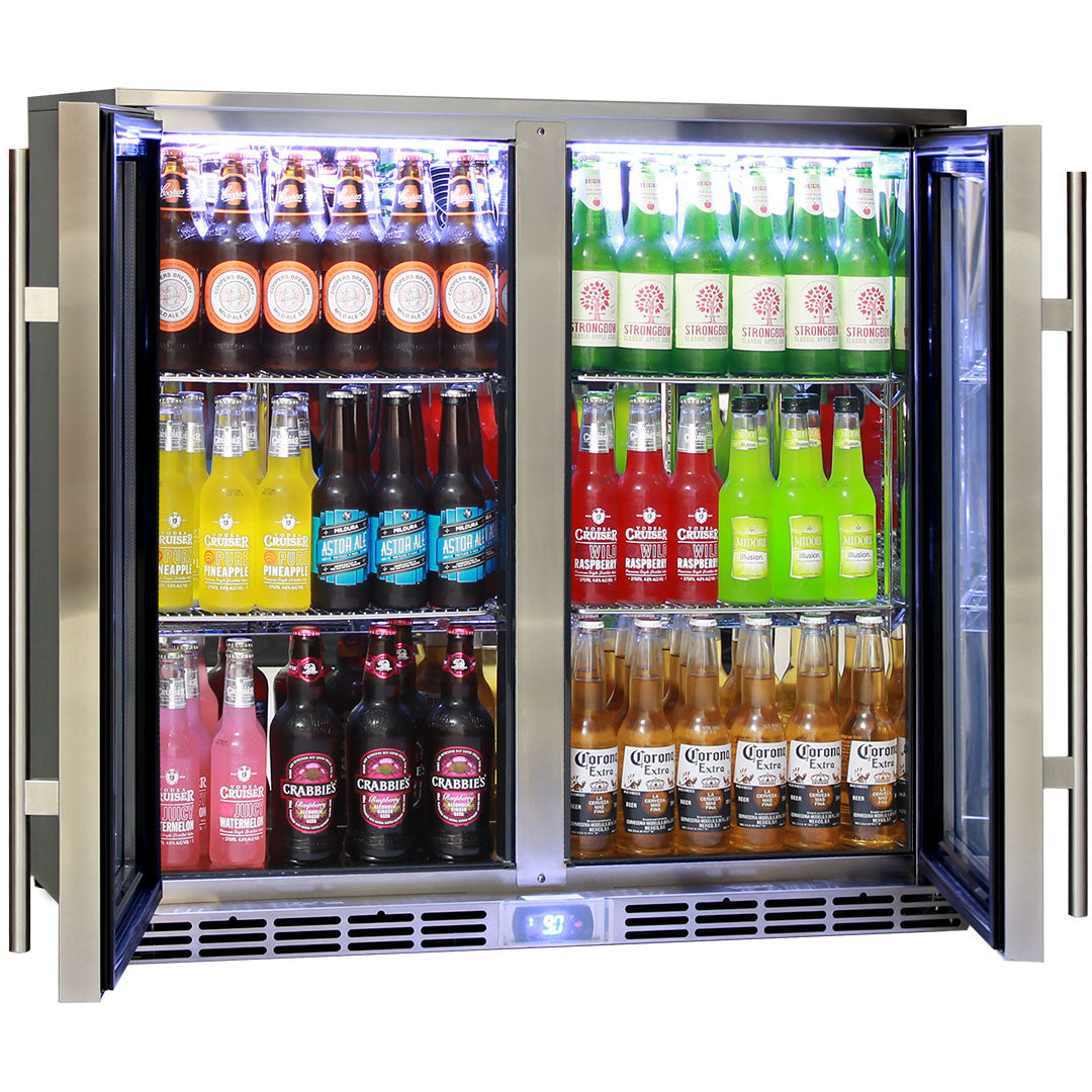 Rhino GSP outdoor bar fridge 208L, interior shelving