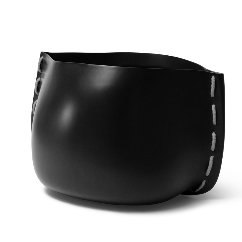 Blinde Stitch 100 concrete planter in Graphite finish with grey stitched accent detail