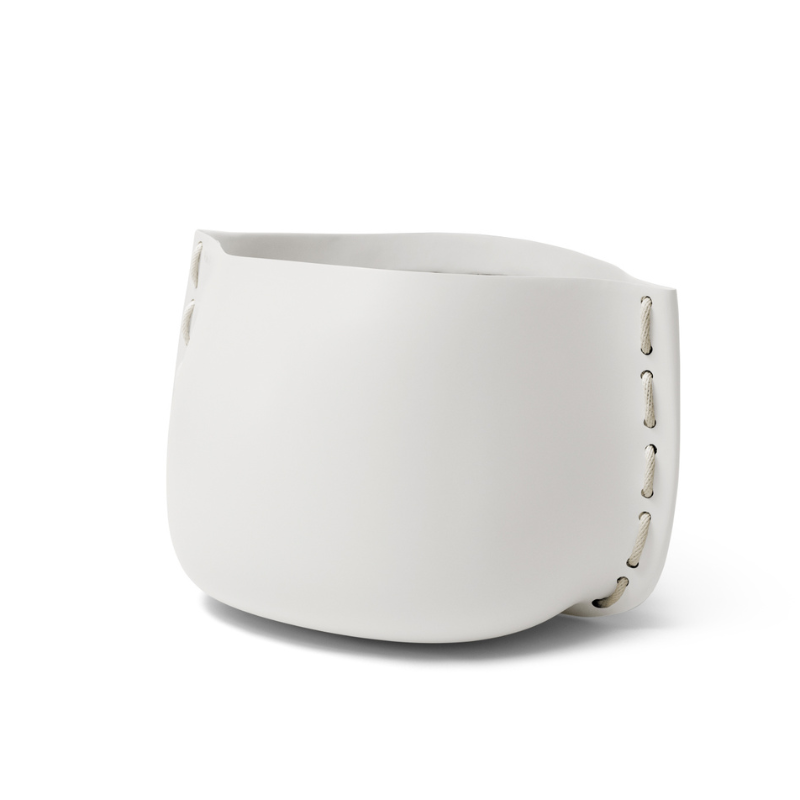 Blinde Stitch 50 concrete planter in bone colour with white stitched rope detailing