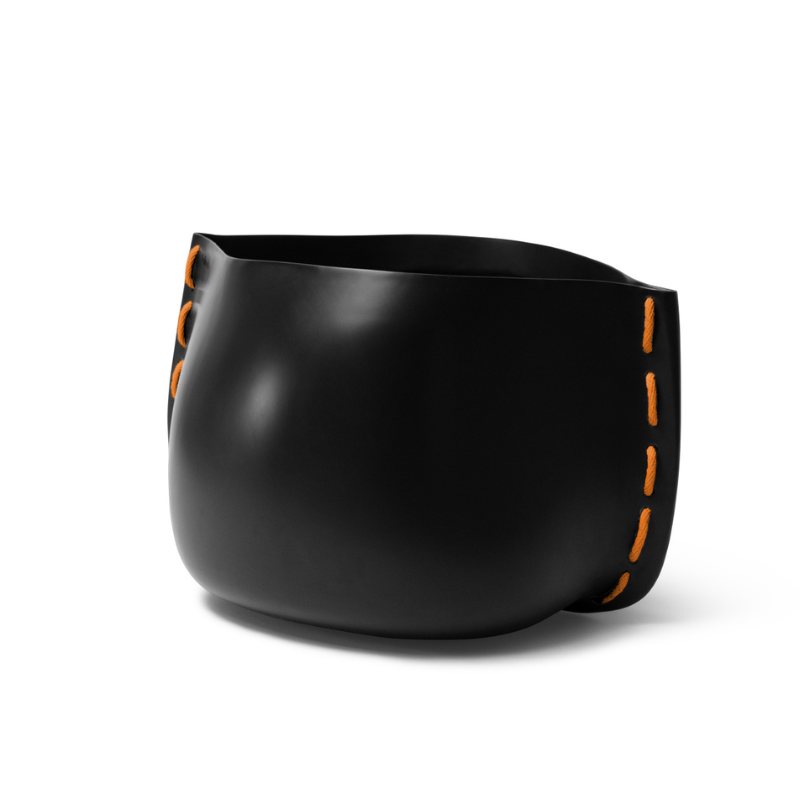 Blinde Stitch 50 concrete planter in graphite colour with orange stitched rope detailing