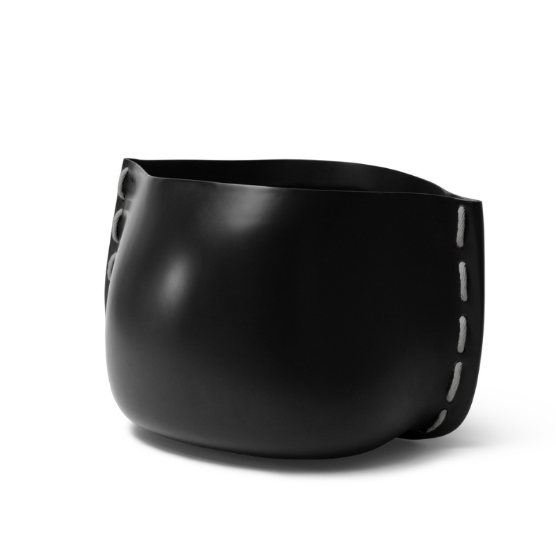 Blinde Stitch 75 concrete planter in graphite finish with grey stitched accent detail