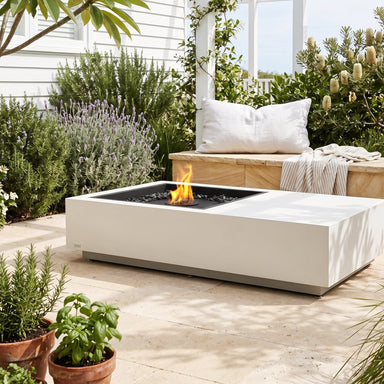 EcoSmart Manhattan 50 Fire Table in Bone, / Black