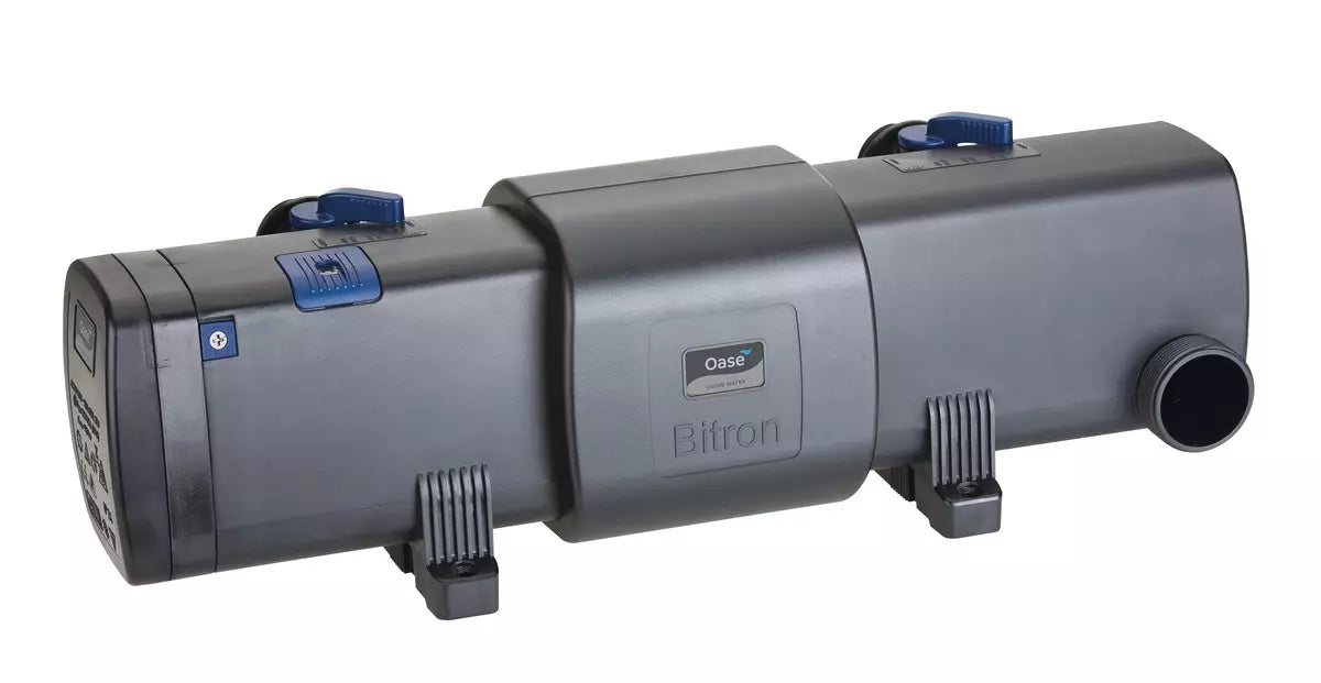 Oase Bitron C UV clarifier with its self-cleaning lamp housing