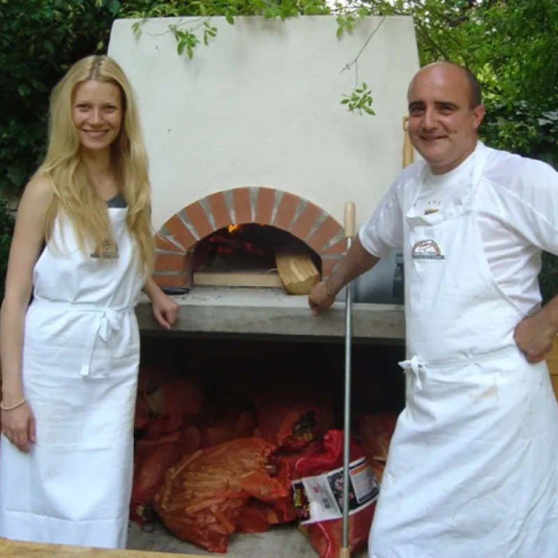 External components of the Valoriani FVR100 pizza oven, highlighting its modular design and durable construction materials.